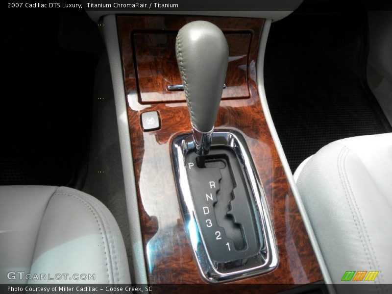 Titanium ChromaFlair / Titanium 2007 Cadillac DTS Luxury