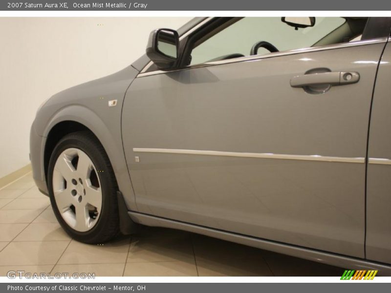Ocean Mist Metallic / Gray 2007 Saturn Aura XE