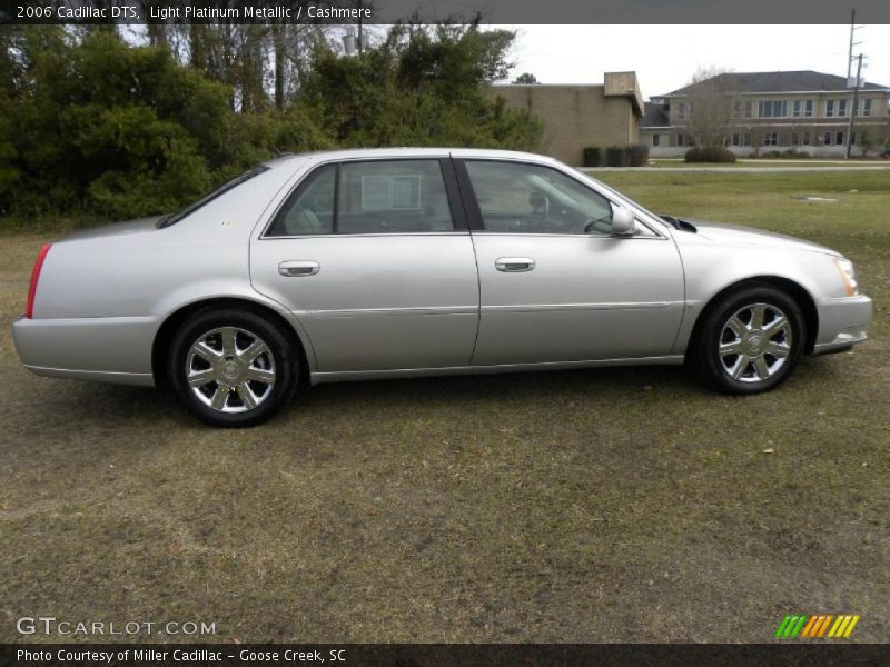 Light Platinum Metallic / Cashmere 2006 Cadillac DTS