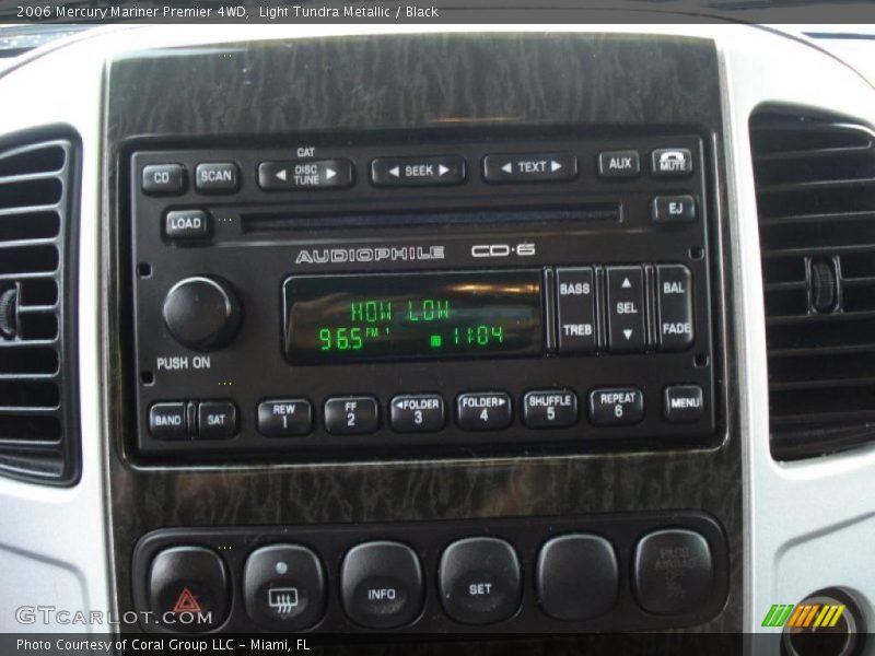Light Tundra Metallic / Black 2006 Mercury Mariner Premier 4WD