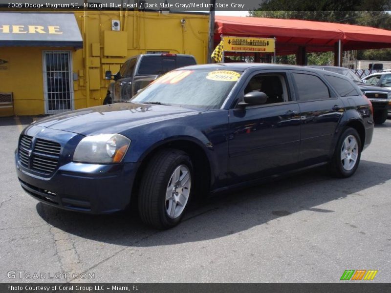 Midnight Blue Pearl / Dark Slate Gray/Medium Slate Gray 2005 Dodge Magnum SE