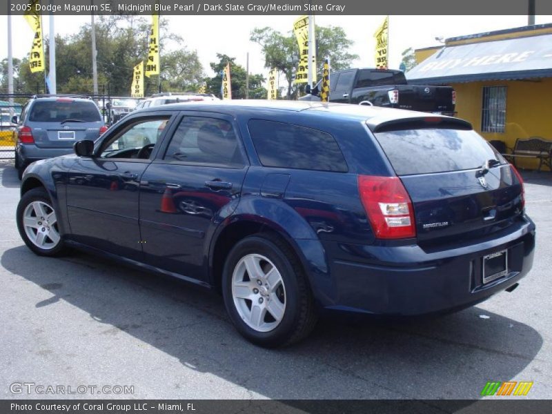 Midnight Blue Pearl / Dark Slate Gray/Medium Slate Gray 2005 Dodge Magnum SE