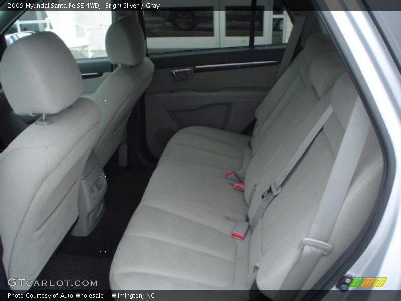 Bright Silver / Gray 2009 Hyundai Santa Fe SE 4WD