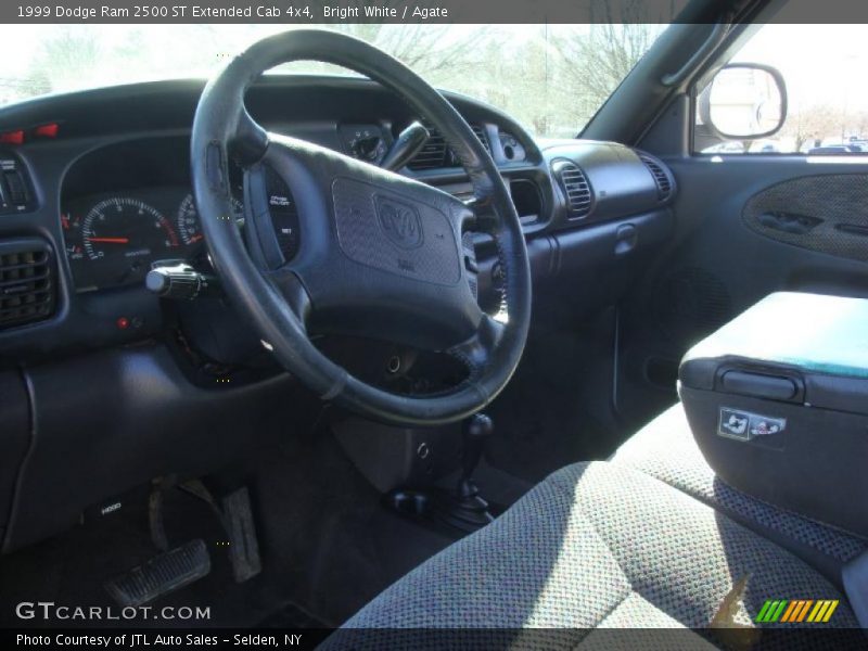 Bright White / Agate 1999 Dodge Ram 2500 ST Extended Cab 4x4
