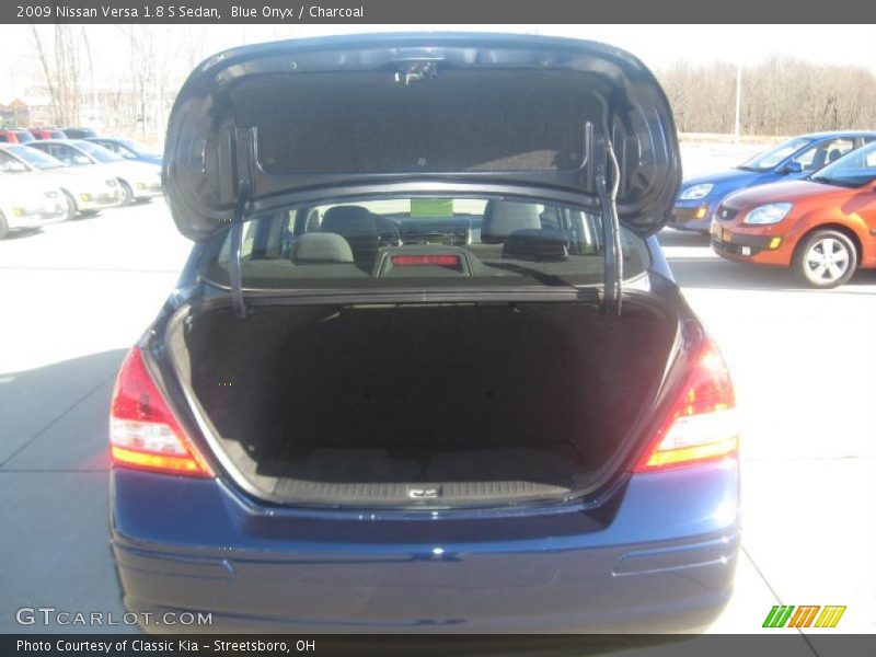 Blue Onyx / Charcoal 2009 Nissan Versa 1.8 S Sedan