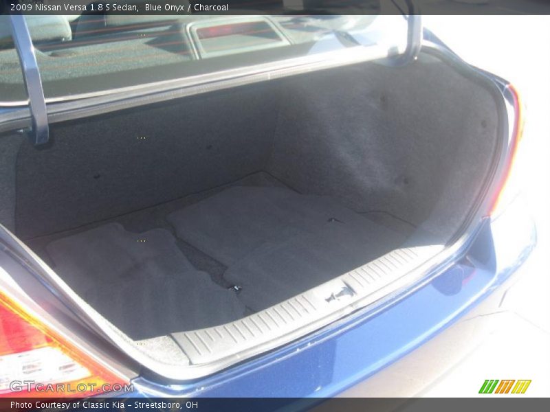 Blue Onyx / Charcoal 2009 Nissan Versa 1.8 S Sedan