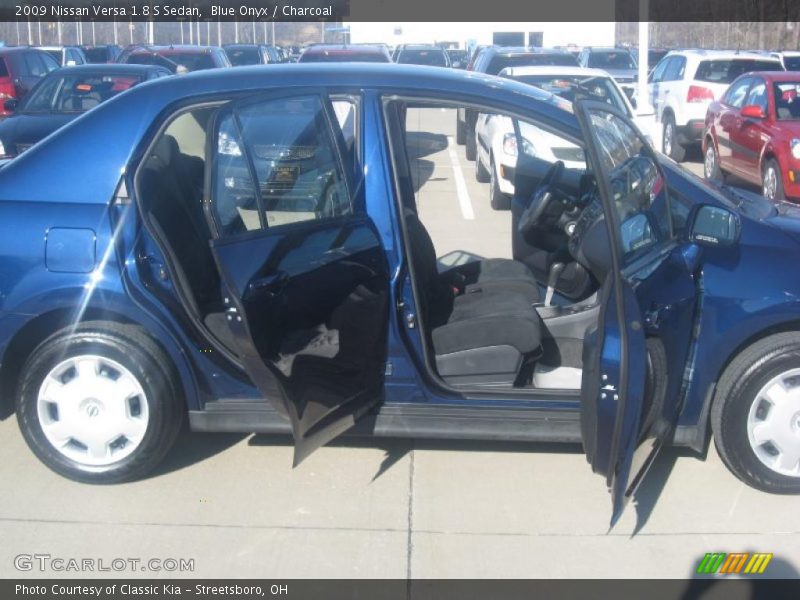 Blue Onyx / Charcoal 2009 Nissan Versa 1.8 S Sedan