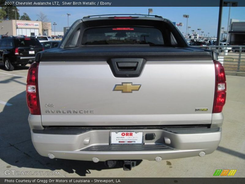 Silver Birch Metallic / Ebony 2007 Chevrolet Avalanche LTZ