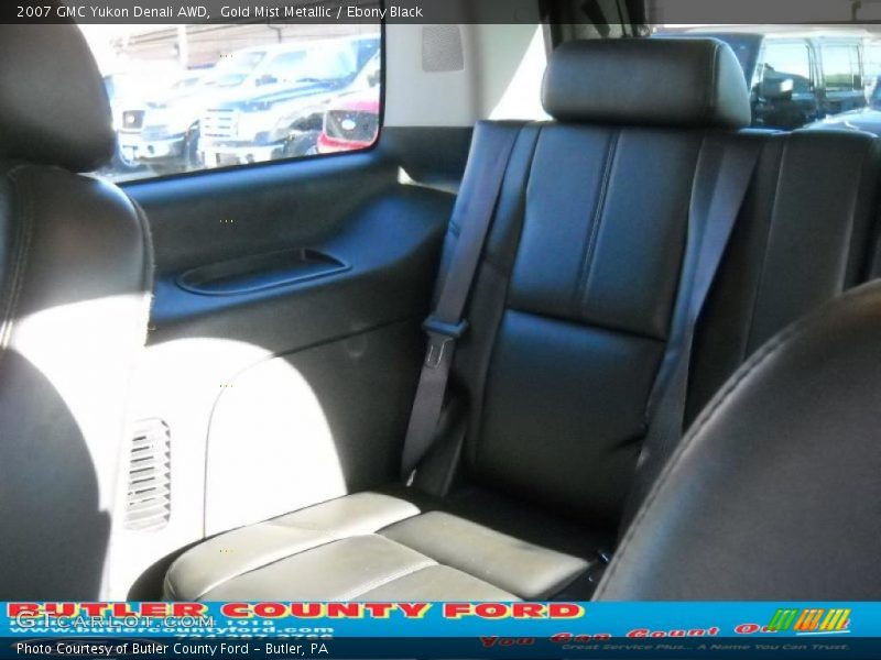 Gold Mist Metallic / Ebony Black 2007 GMC Yukon Denali AWD