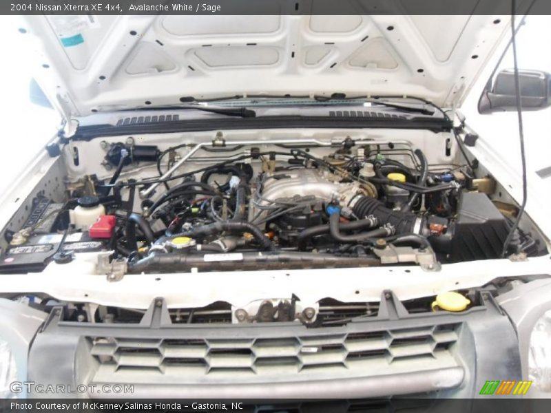 Avalanche White / Sage 2004 Nissan Xterra XE 4x4