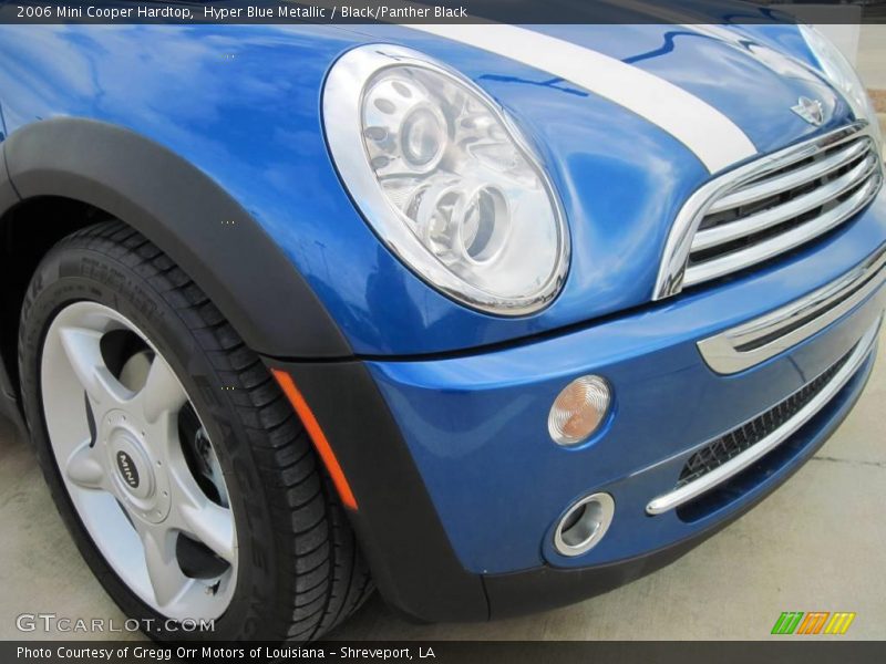 Hyper Blue Metallic / Black/Panther Black 2006 Mini Cooper Hardtop