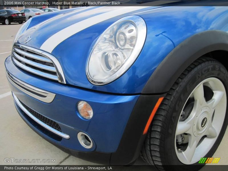 Hyper Blue Metallic / Black/Panther Black 2006 Mini Cooper Hardtop