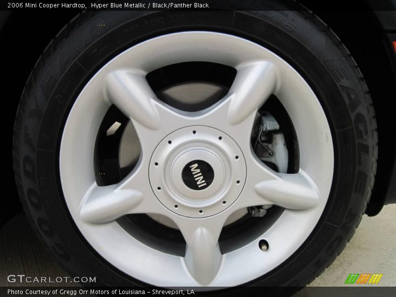 Hyper Blue Metallic / Black/Panther Black 2006 Mini Cooper Hardtop