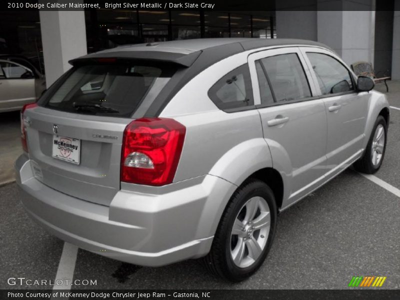 Bright Silver Metallic / Dark Slate Gray 2010 Dodge Caliber Mainstreet