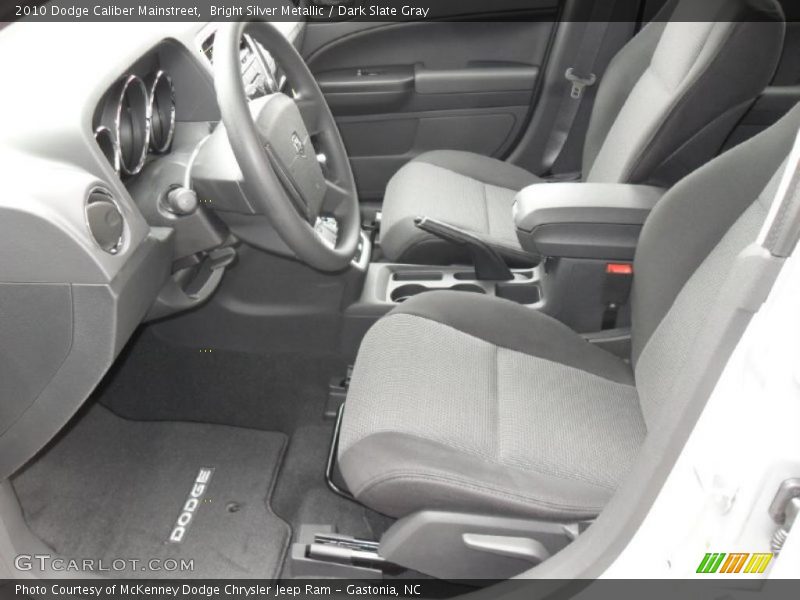 Bright Silver Metallic / Dark Slate Gray 2010 Dodge Caliber Mainstreet