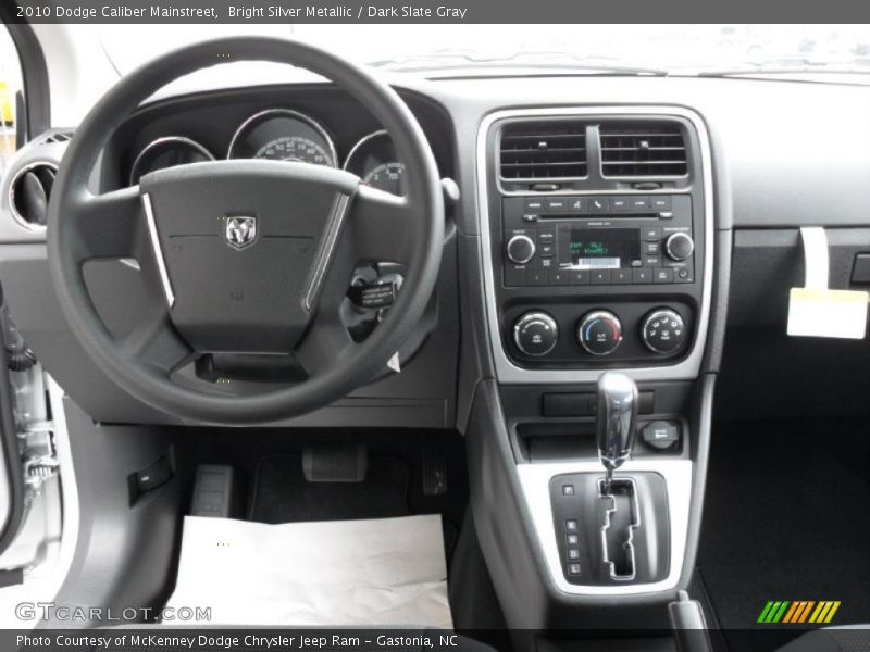 Bright Silver Metallic / Dark Slate Gray 2010 Dodge Caliber Mainstreet