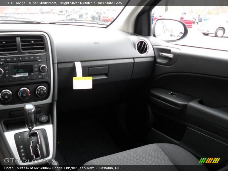 Bright Silver Metallic / Dark Slate Gray 2010 Dodge Caliber Mainstreet