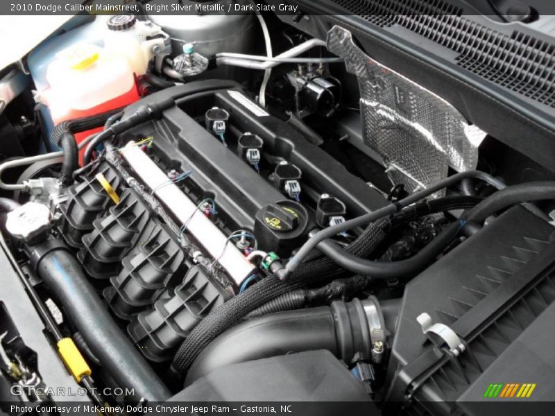 Bright Silver Metallic / Dark Slate Gray 2010 Dodge Caliber Mainstreet