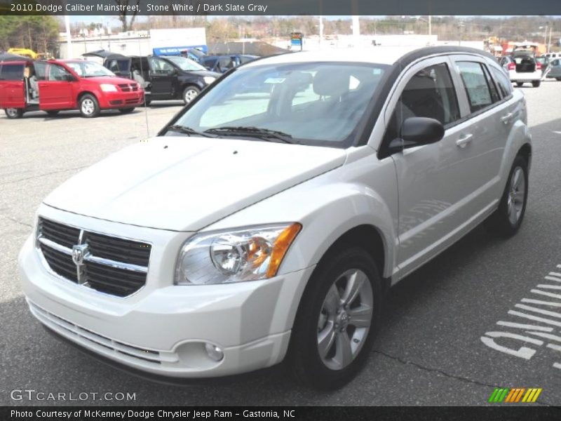 Stone White / Dark Slate Gray 2010 Dodge Caliber Mainstreet