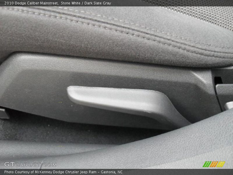 Stone White / Dark Slate Gray 2010 Dodge Caliber Mainstreet