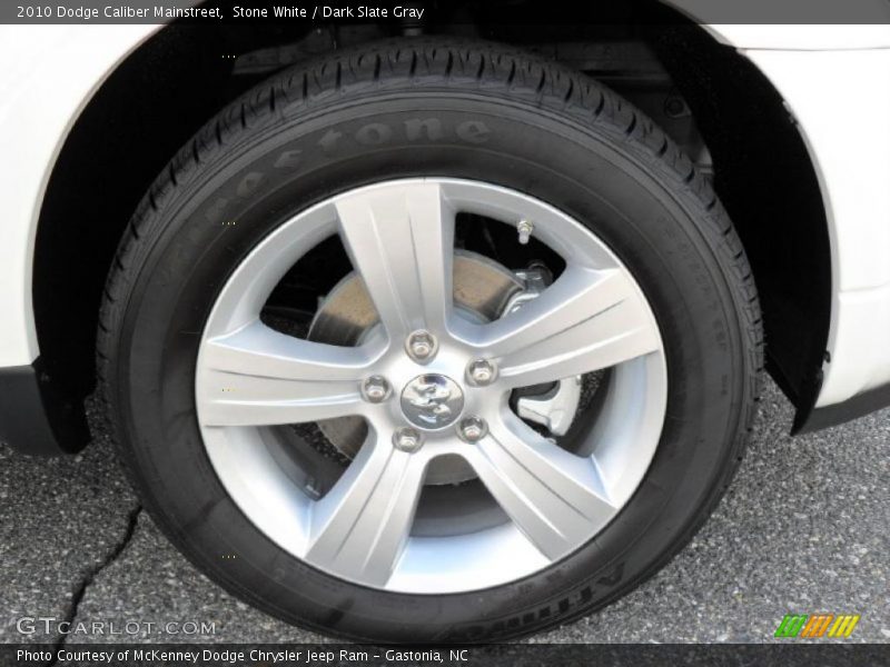 Stone White / Dark Slate Gray 2010 Dodge Caliber Mainstreet