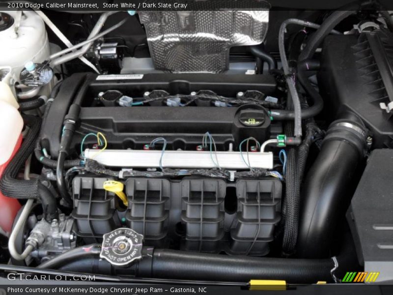 Stone White / Dark Slate Gray 2010 Dodge Caliber Mainstreet