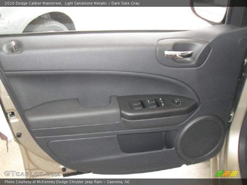 Light Sandstone Metallic / Dark Slate Gray 2010 Dodge Caliber Mainstreet