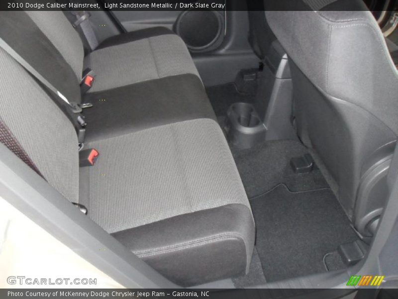 Light Sandstone Metallic / Dark Slate Gray 2010 Dodge Caliber Mainstreet