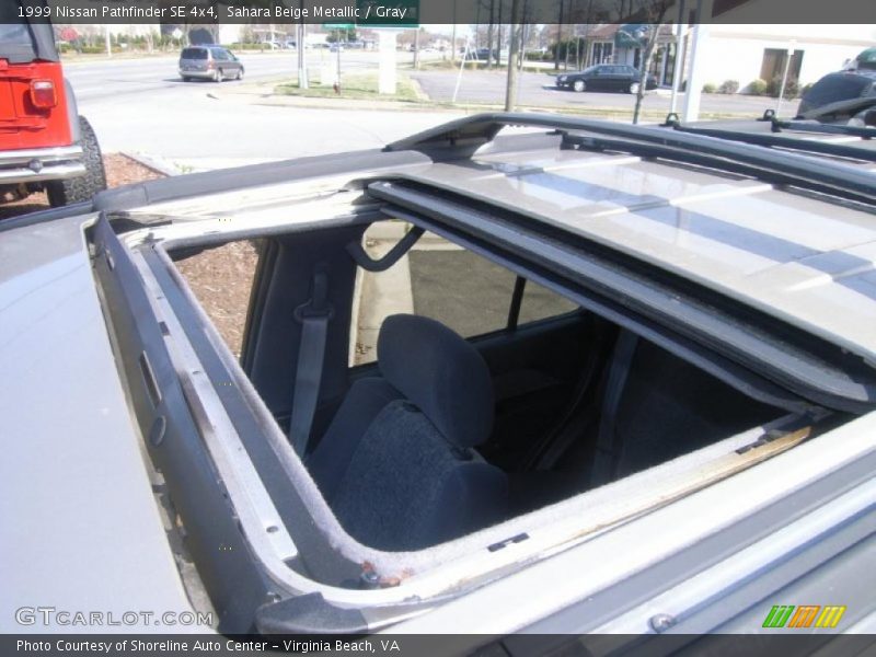 Sahara Beige Metallic / Gray 1999 Nissan Pathfinder SE 4x4