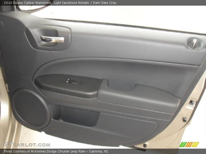 Light Sandstone Metallic / Dark Slate Gray 2010 Dodge Caliber Mainstreet