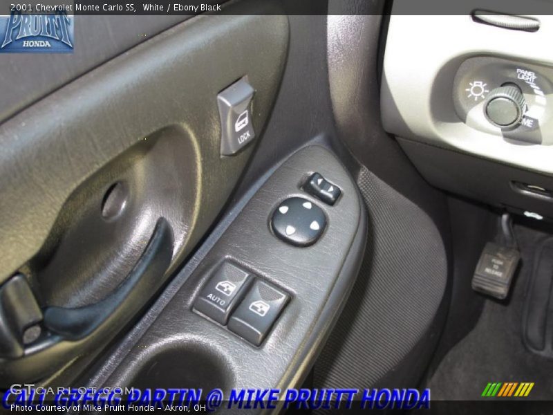 White / Ebony Black 2001 Chevrolet Monte Carlo SS