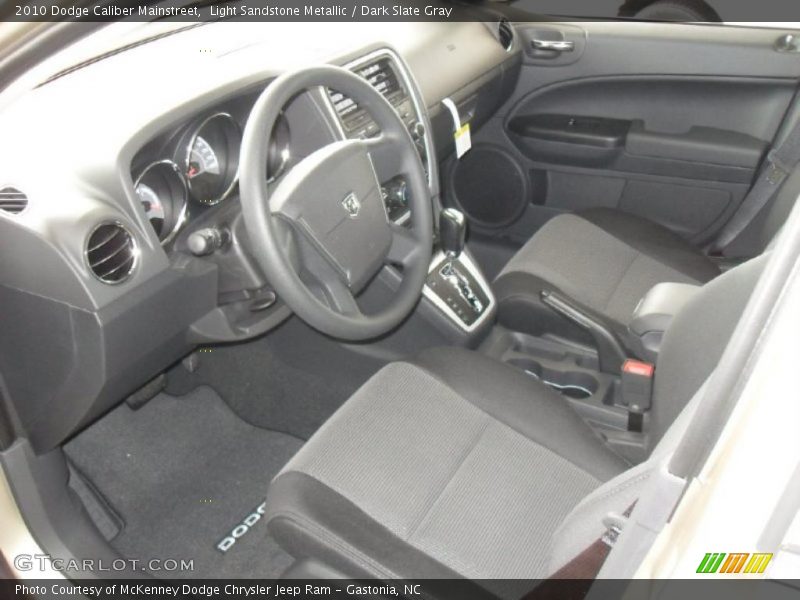 Light Sandstone Metallic / Dark Slate Gray 2010 Dodge Caliber Mainstreet