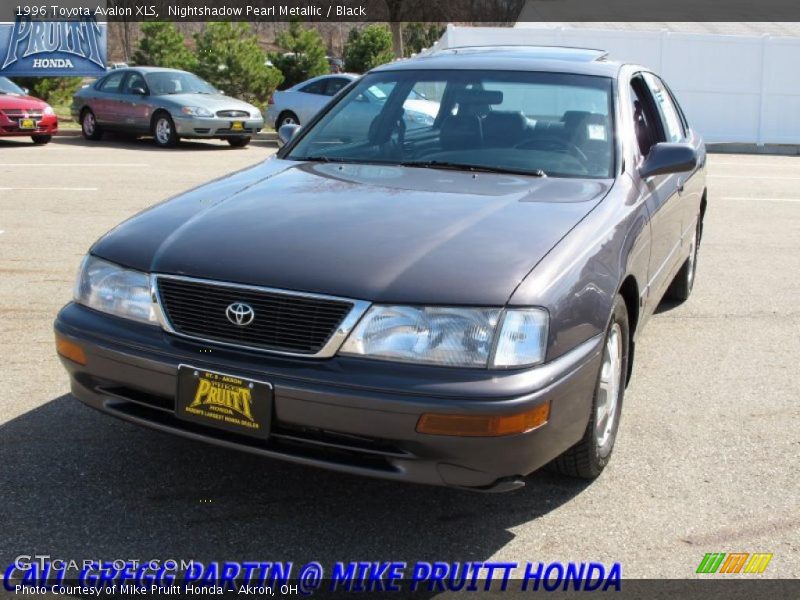 Nightshadow Pearl Metallic / Black 1996 Toyota Avalon XLS