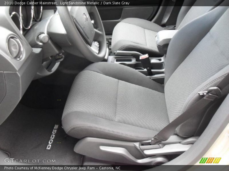 Light Sandstone Metallic / Dark Slate Gray 2010 Dodge Caliber Mainstreet