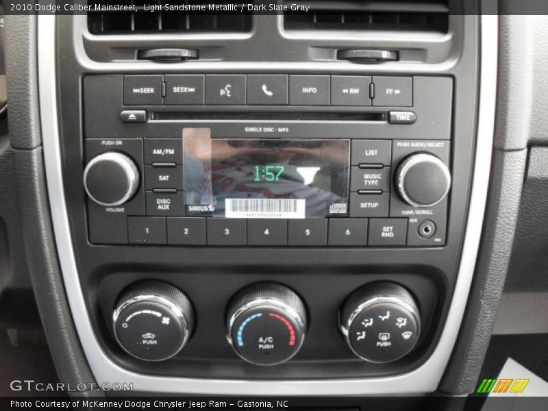 Light Sandstone Metallic / Dark Slate Gray 2010 Dodge Caliber Mainstreet