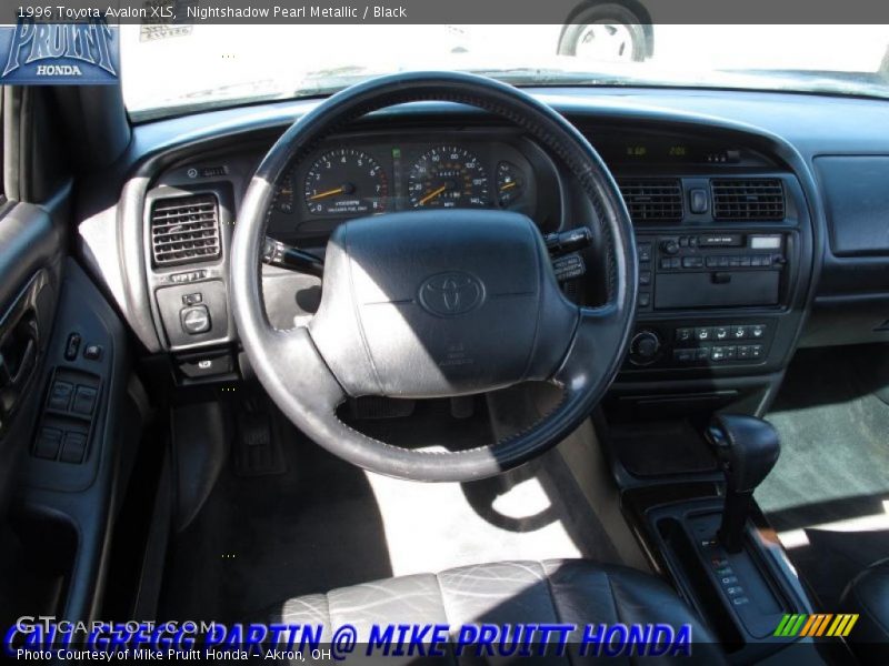 Nightshadow Pearl Metallic / Black 1996 Toyota Avalon XLS