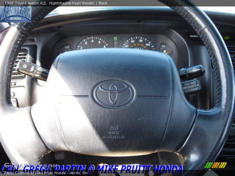Nightshadow Pearl Metallic / Black 1996 Toyota Avalon XLS