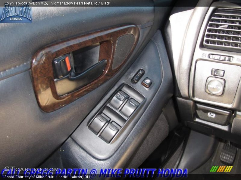 Nightshadow Pearl Metallic / Black 1996 Toyota Avalon XLS