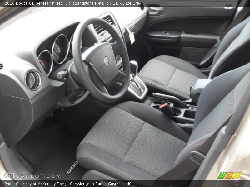 Light Sandstone Metallic / Dark Slate Gray 2010 Dodge Caliber Mainstreet