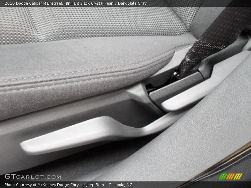 Brilliant Black Crystal Pearl / Dark Slate Gray 2010 Dodge Caliber Mainstreet
