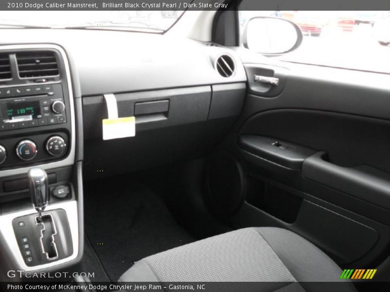 Brilliant Black Crystal Pearl / Dark Slate Gray 2010 Dodge Caliber Mainstreet