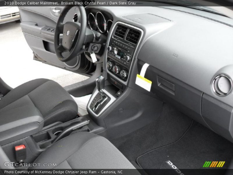 Brilliant Black Crystal Pearl / Dark Slate Gray 2010 Dodge Caliber Mainstreet