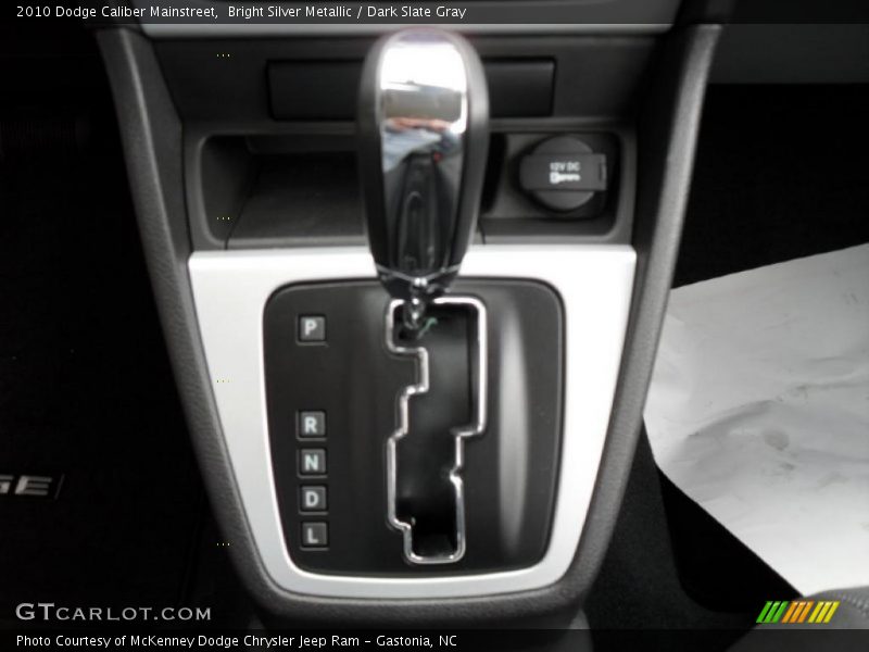 Bright Silver Metallic / Dark Slate Gray 2010 Dodge Caliber Mainstreet