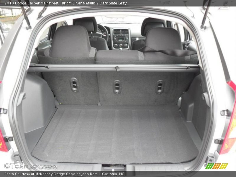 Bright Silver Metallic / Dark Slate Gray 2010 Dodge Caliber Mainstreet