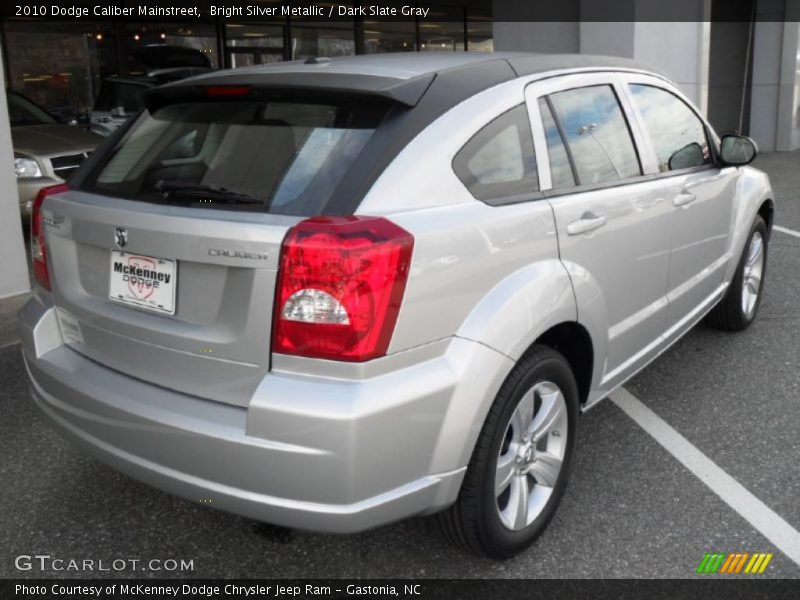 Bright Silver Metallic / Dark Slate Gray 2010 Dodge Caliber Mainstreet