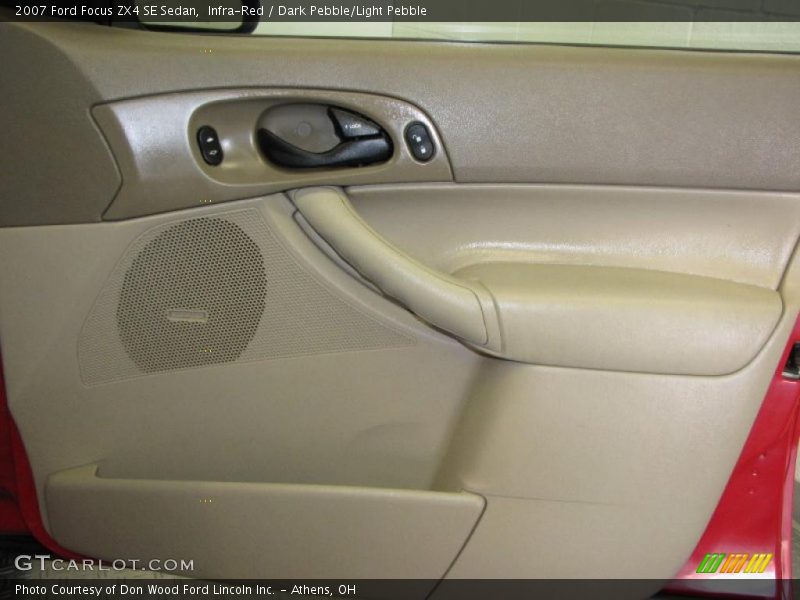 Infra-Red / Dark Pebble/Light Pebble 2007 Ford Focus ZX4 SE Sedan