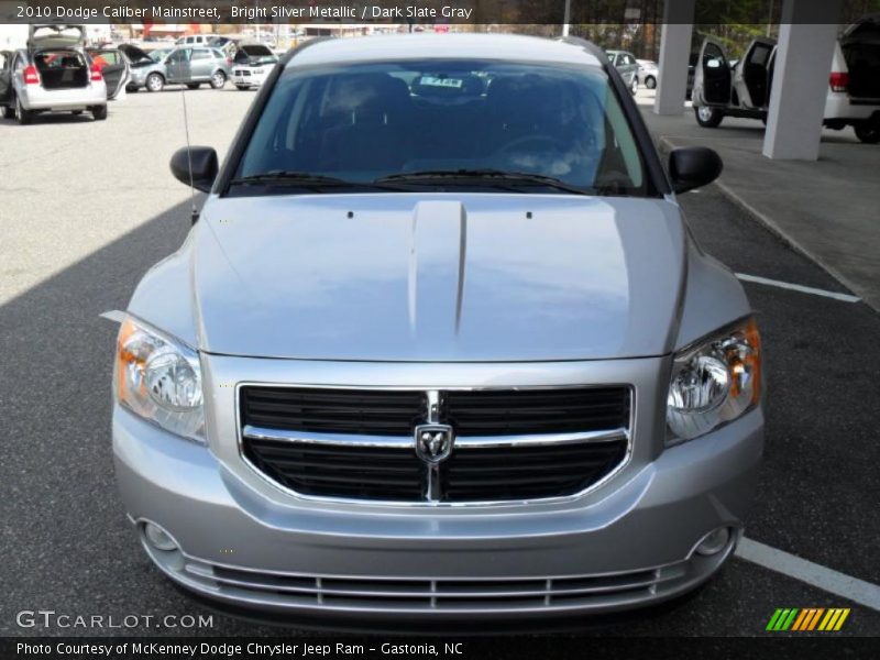 Bright Silver Metallic / Dark Slate Gray 2010 Dodge Caliber Mainstreet