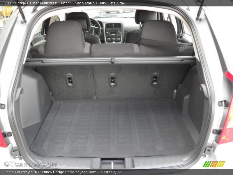 Bright Silver Metallic / Dark Slate Gray 2010 Dodge Caliber Mainstreet