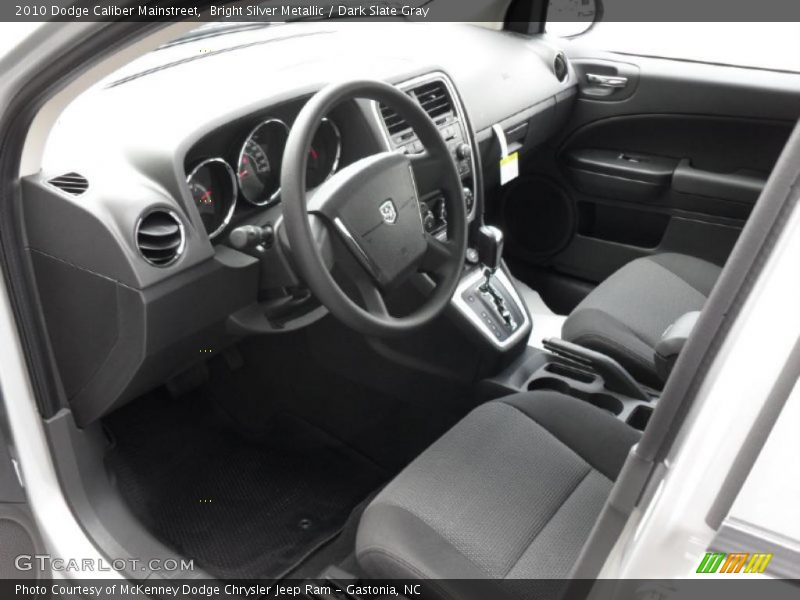 Bright Silver Metallic / Dark Slate Gray 2010 Dodge Caliber Mainstreet
