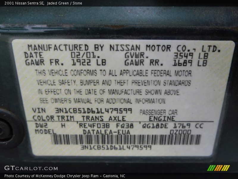 Jaded Green / Stone 2001 Nissan Sentra SE